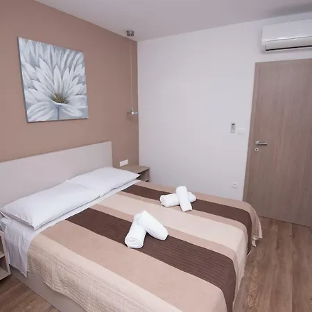 Apartments Adriatic Podstrana Exterior photo