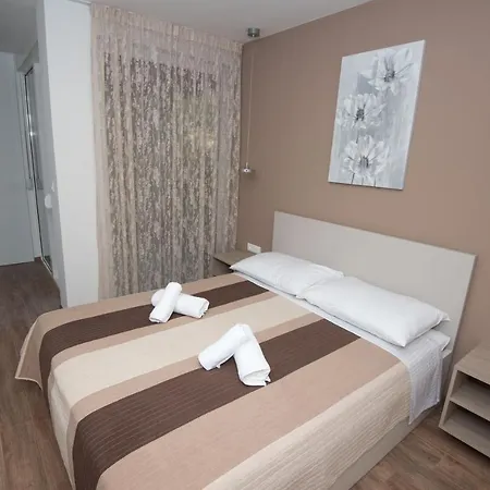 Apartments Adriatic Podstrana Exterior photo