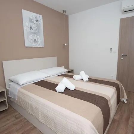 Apartments Adriatic Podstrana Exterior photo