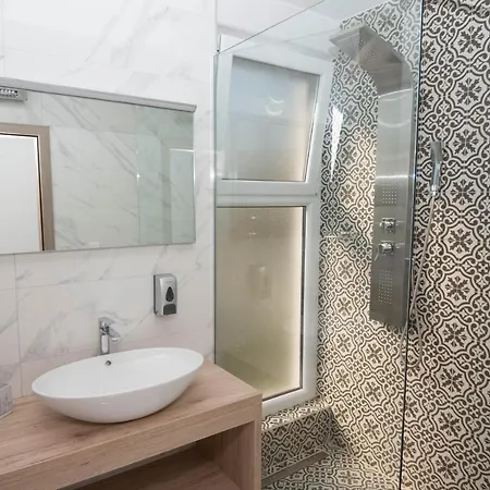 Apartments Adriatic Podstrana Exterior photo