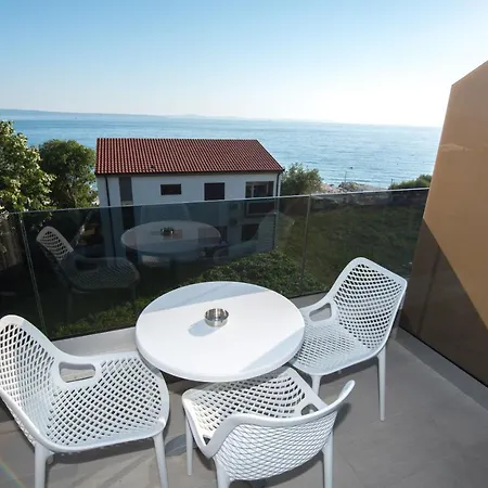 Apartments Adriatic Podstrana Exterior photo
