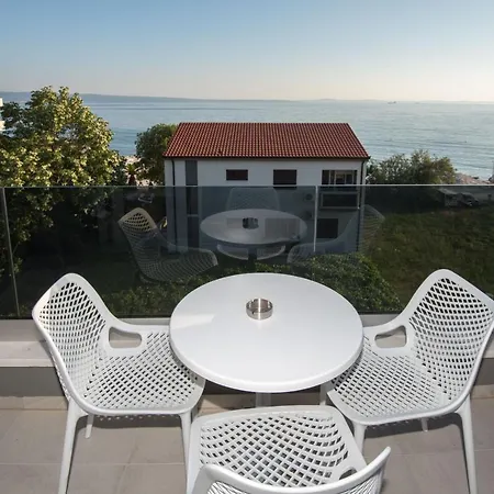 Apartments Adriatic Podstrana Exterior photo
