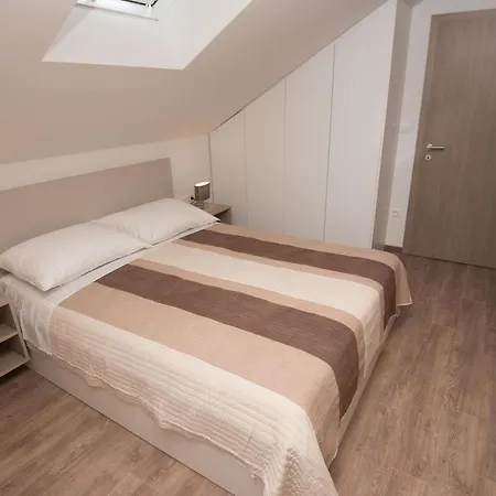 Apartments Adriatic Podstrana Exterior photo